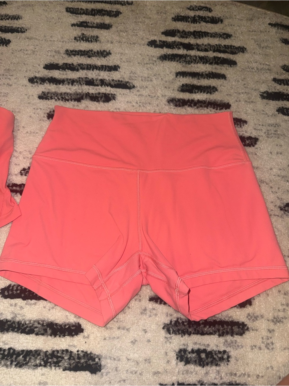 Lululemon Raspberry Cream Set Size 10 - Picture 3 of 8